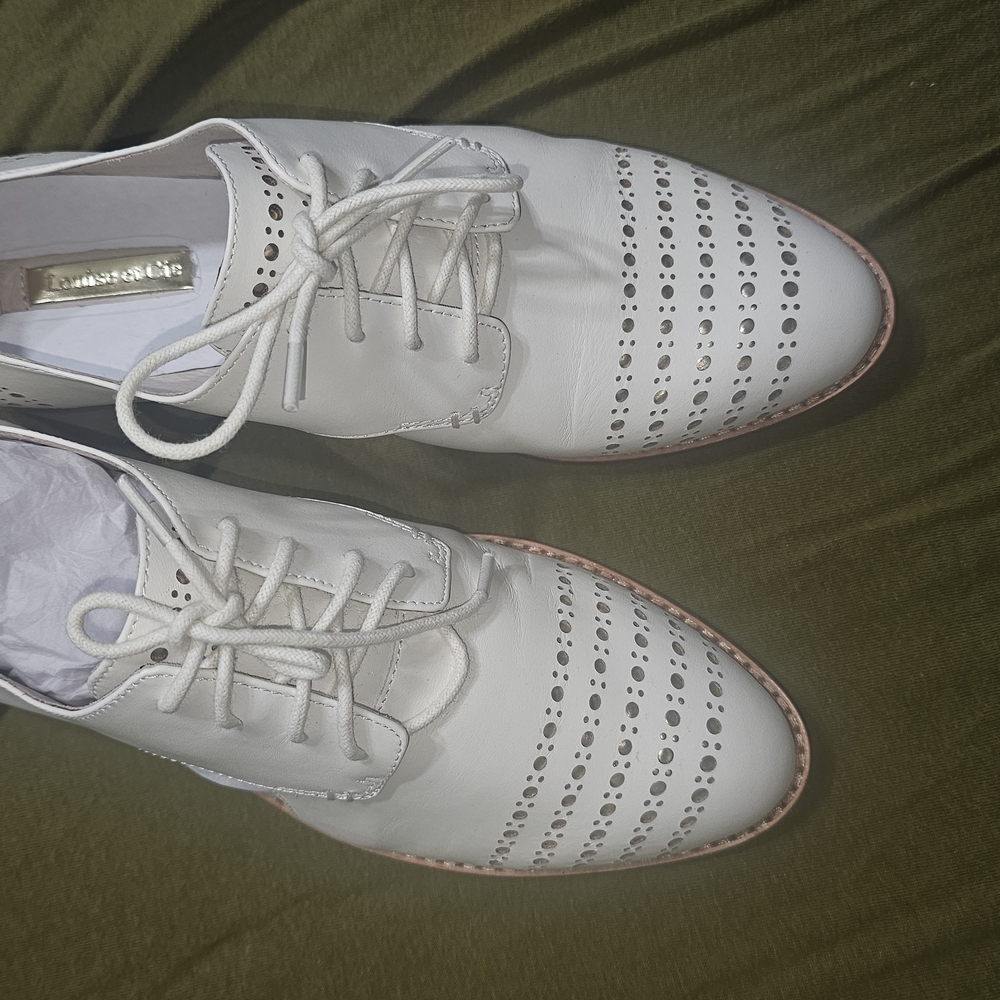 Louise et Cie White Cream Flats with Perforated Design